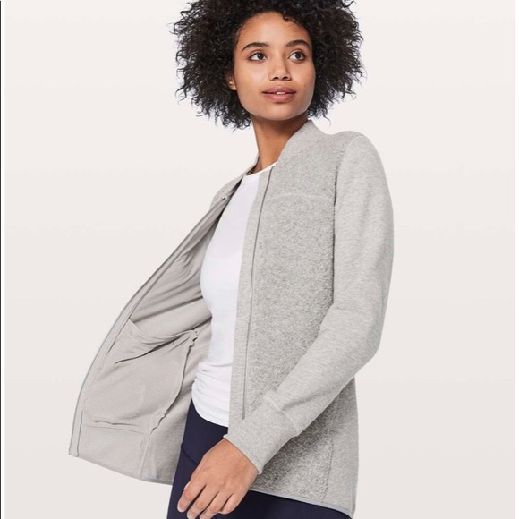 Lululemon Stand Up Sherpa Jacket - Picture 3 of 7